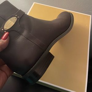 Michael Kors Finley Flat Boots - Chocolate